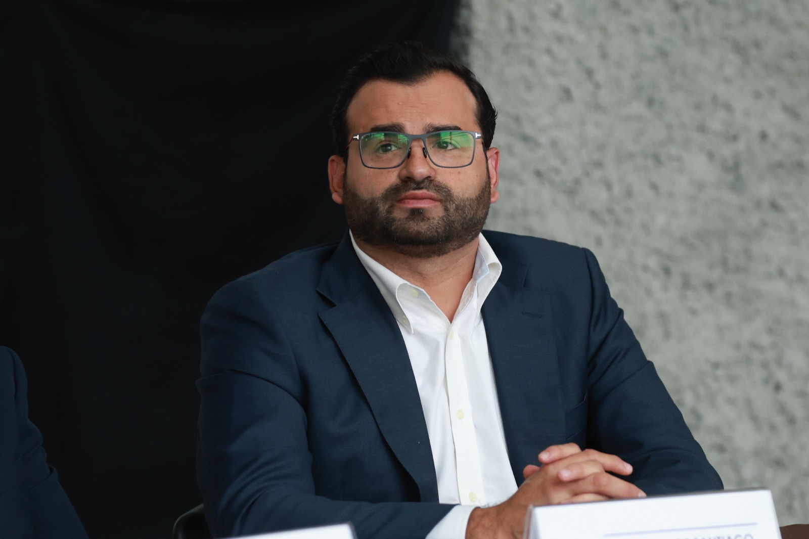 Jorge Espronceda, secretario de Servicios Públicos de Santiago, durante la mesa de trabajo.